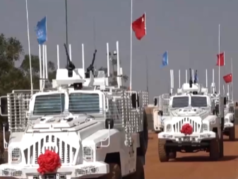 中国维和部队列装新型防地雷反伏击车