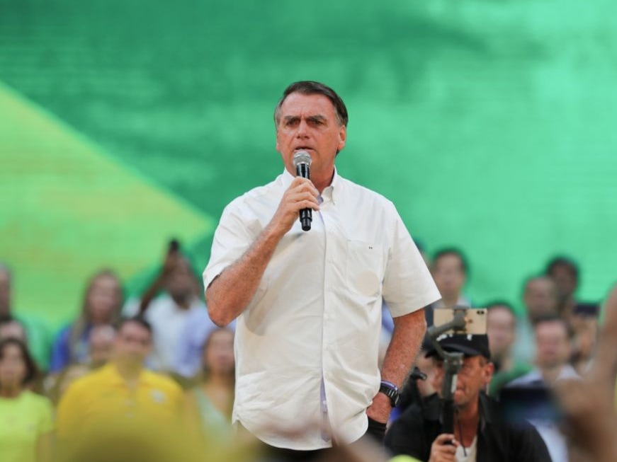 巴西把博索纳罗列为冲击国家权力机构事件调查对象