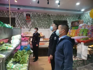 玉塘街道网格员开展安全隐患大排查