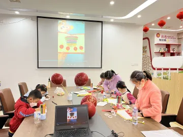 公明社区开展“‘兔’飞猛进 童心贺岁”迎新春活动