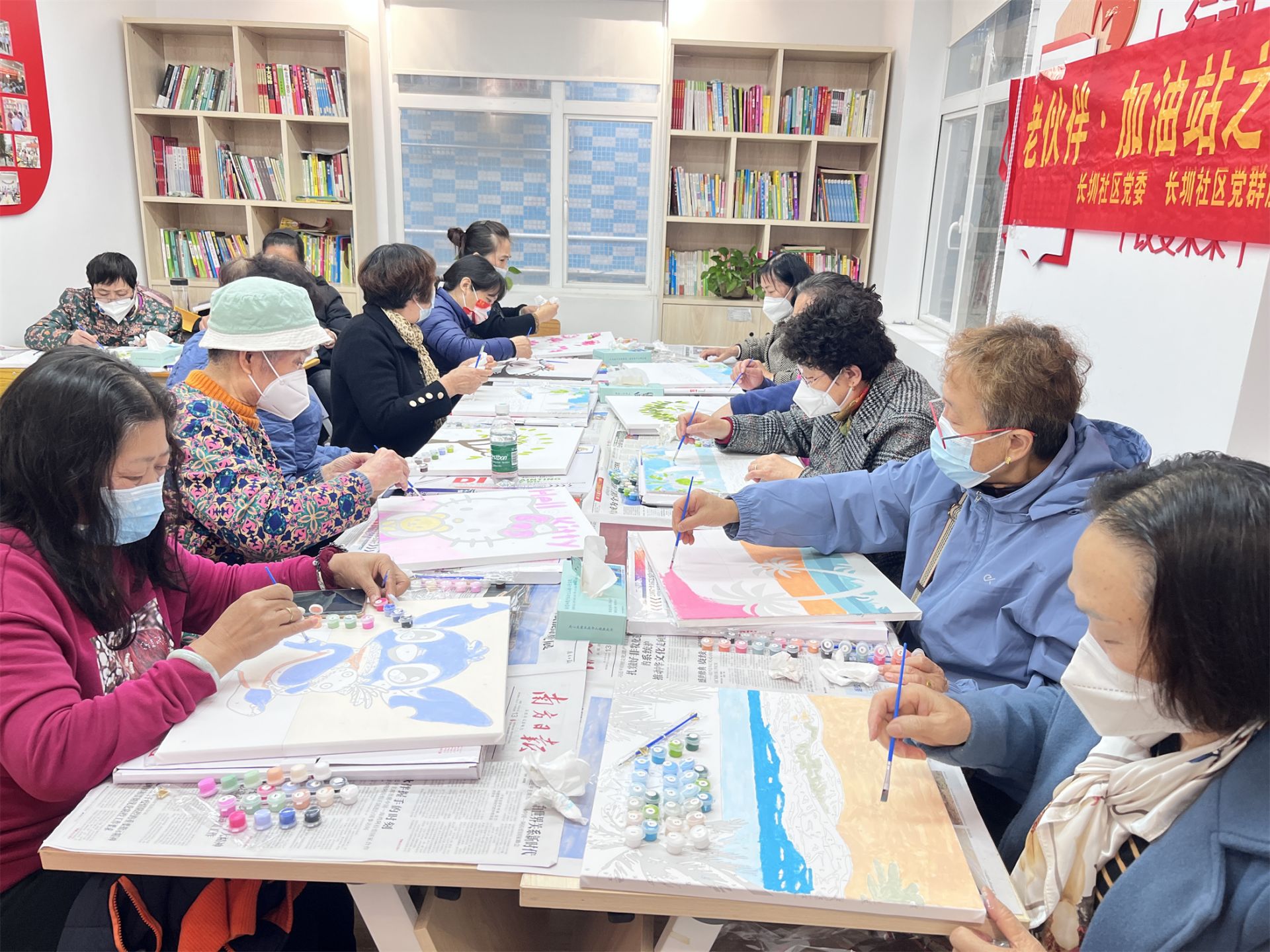 玉塘街道长圳社区推出长者绘画兴趣学堂