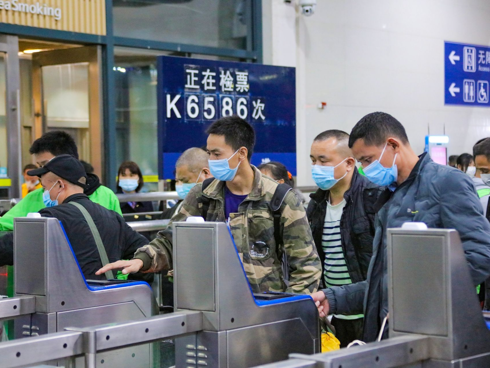 春运客流持续高位运行，广铁1月16日发送旅客156万人次