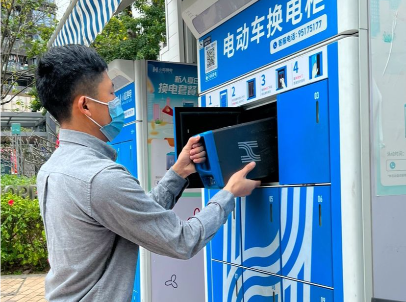 春节吃上外卖多亏他们！换电巡检员为骑手“出行能量”护航