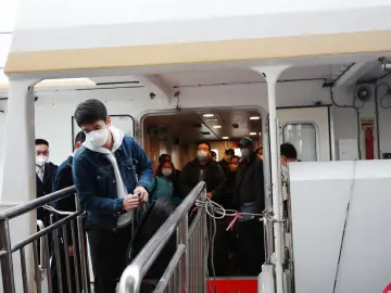 深圳机场码头8日起恢复港澳航线运营，新开至香港市区航线