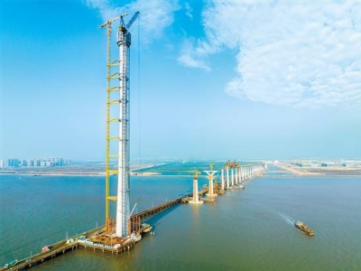 黄茅海跨海通道项目建设新进展！全线跨海大桥首个主塔封顶