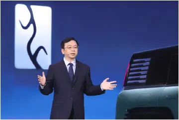 比亚迪正式发布首款百万级SUV “仰望”  