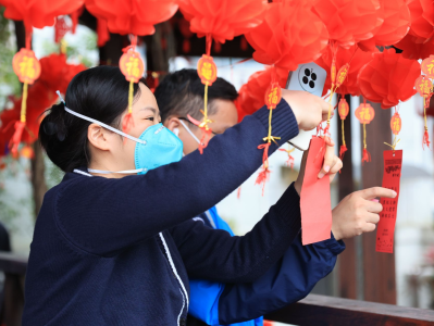 166名志愿者为深圳市儿童医院医护人员、患儿家庭送去春节祝福