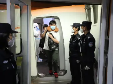 深圳机场T3航站楼国际到达区域恢复使用，深圳机场边检高效保障旅客通关