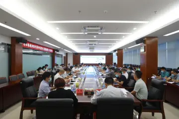马田街道“红色小分格”助力环卫精细化管理，获评全区环卫测评年度第一