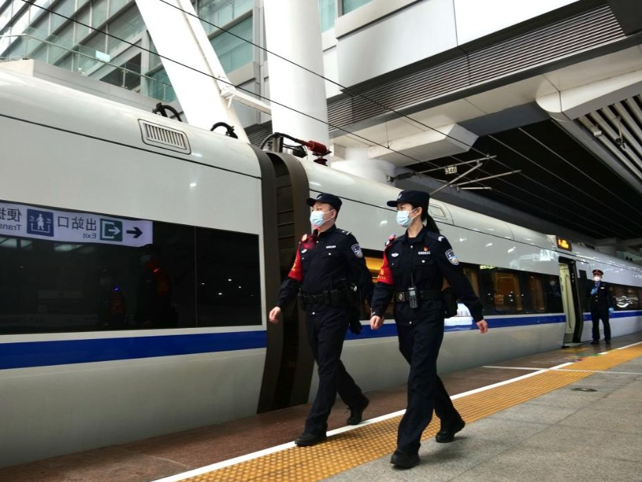 春运40天，广州铁路警方安全护航2800万旅客出行平安 