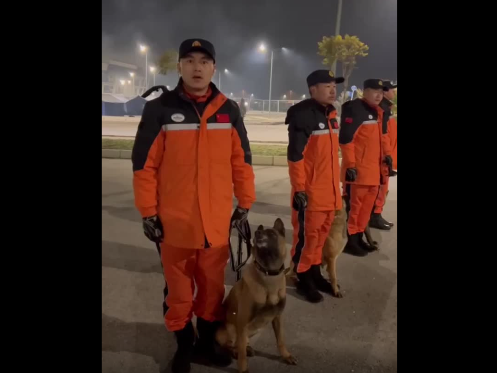 中国救援队首次携犬参加国际救援