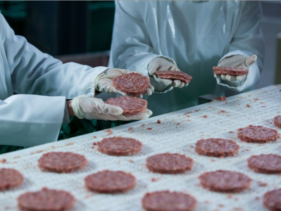 美国劳工部发现100多名童工在肉类加工厂从事高危工作