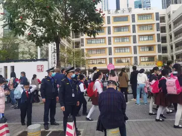 净市容、护安全！深圳宝安松岗街道城管“护学模式”启动