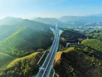 2023年计划建成高速公路13项，广东加快建设高质量的综合立体交通网