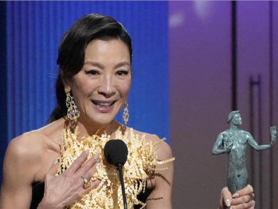 杨紫琼成为美国演员工会“首位亚裔影后”，离奥斯卡只剩一步之遥