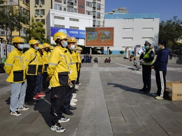 “小课堂”护航“大安全”——玉塘交安办联合光明交警大队开展交通安全宣传系列培训