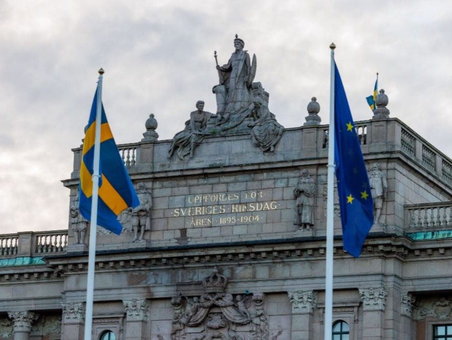 芬兰总统预计芬兰和瑞典7月前正式加入北约