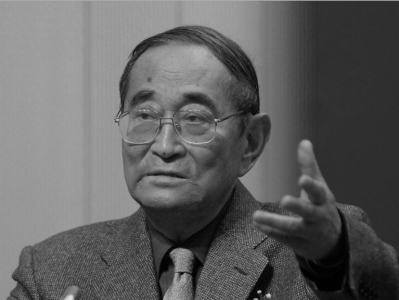著名经济学家、北京大学哲学社会科学资深教授厉以宁先生逝世