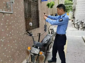 光明街道网格员开展节后“返工潮”人员居住情况大排查   