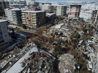 强震已造成土耳其和叙利亚两国超2.1万人遇难