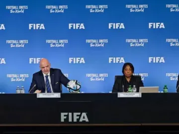 国际足联收入破纪录 沙特获2023世俱杯举办权