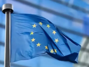 欧盟委员会批准一项13.6亿欧元的希腊援助计划