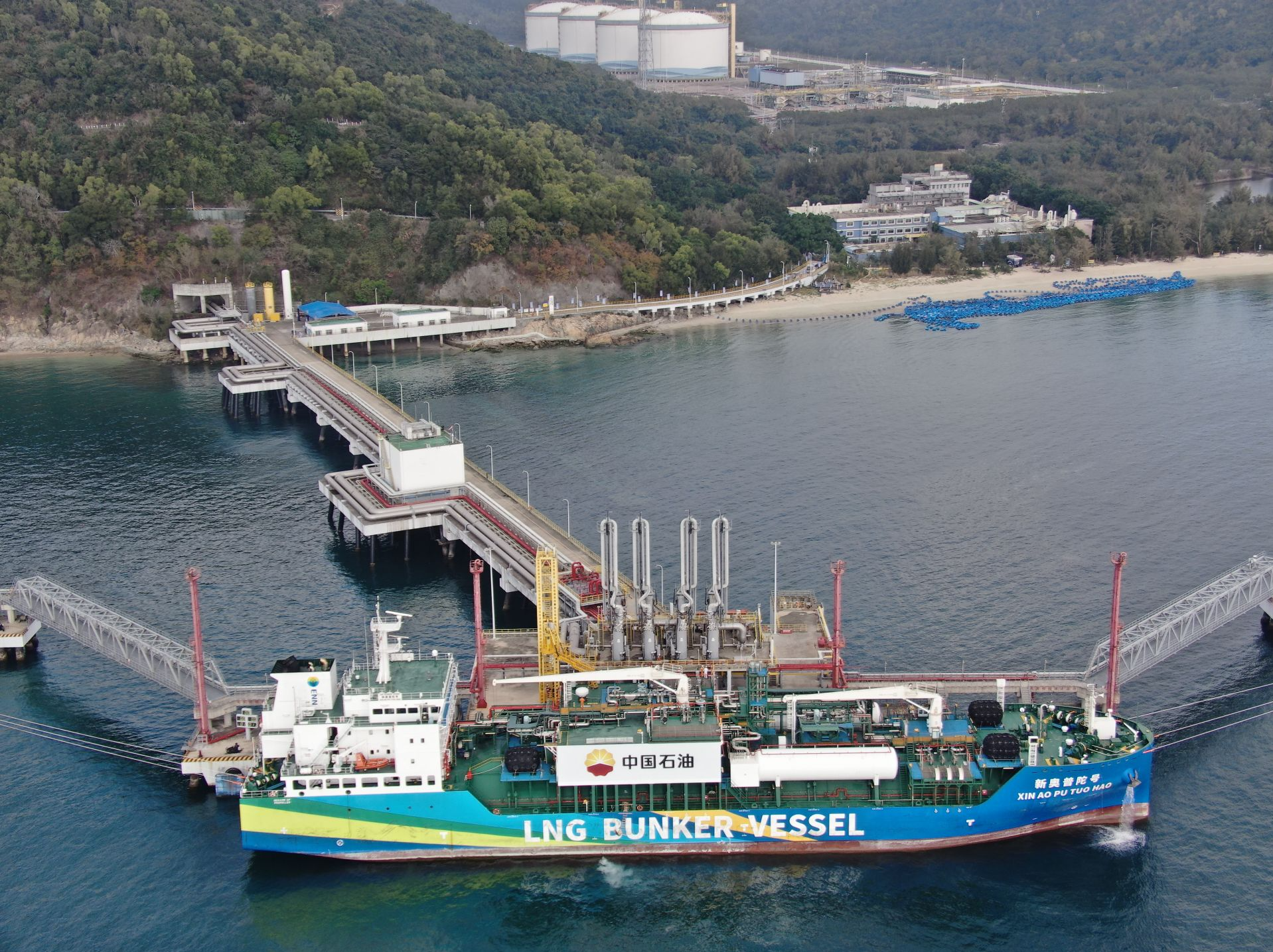 深圳港保税LNG加注业务实现补液和加注全链条服务