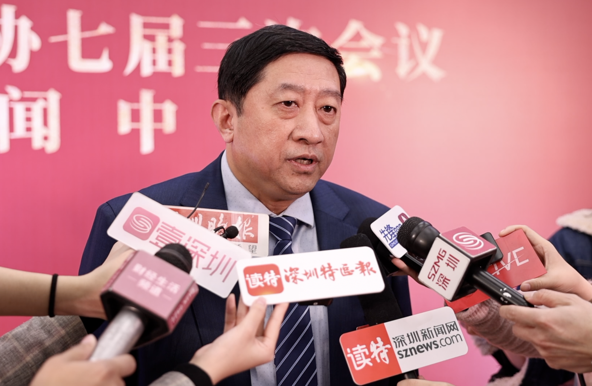 深圳两会之声丨麻晓鹏：建立即停即走停车场，缓解深圳儿童医院交通拥堵