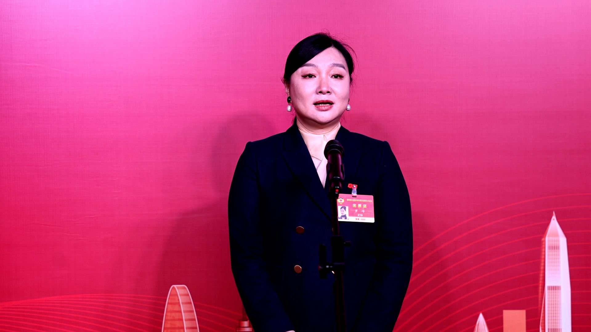 深圳两会之声｜罗峥：让时尚产业插上科技的翅膀，推动深圳高质量发展