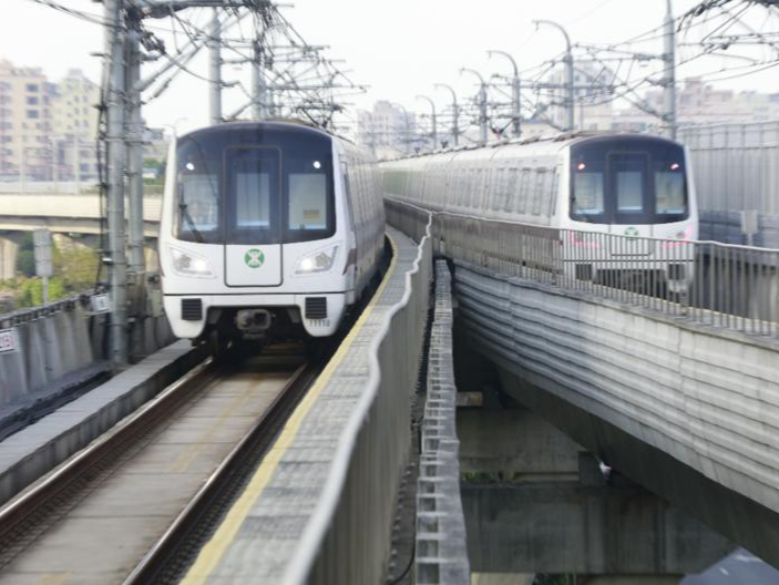 岗厦北站、福田站早晚高峰“换乘太拥挤”？深圳地铁建议市民优先换乘2号线