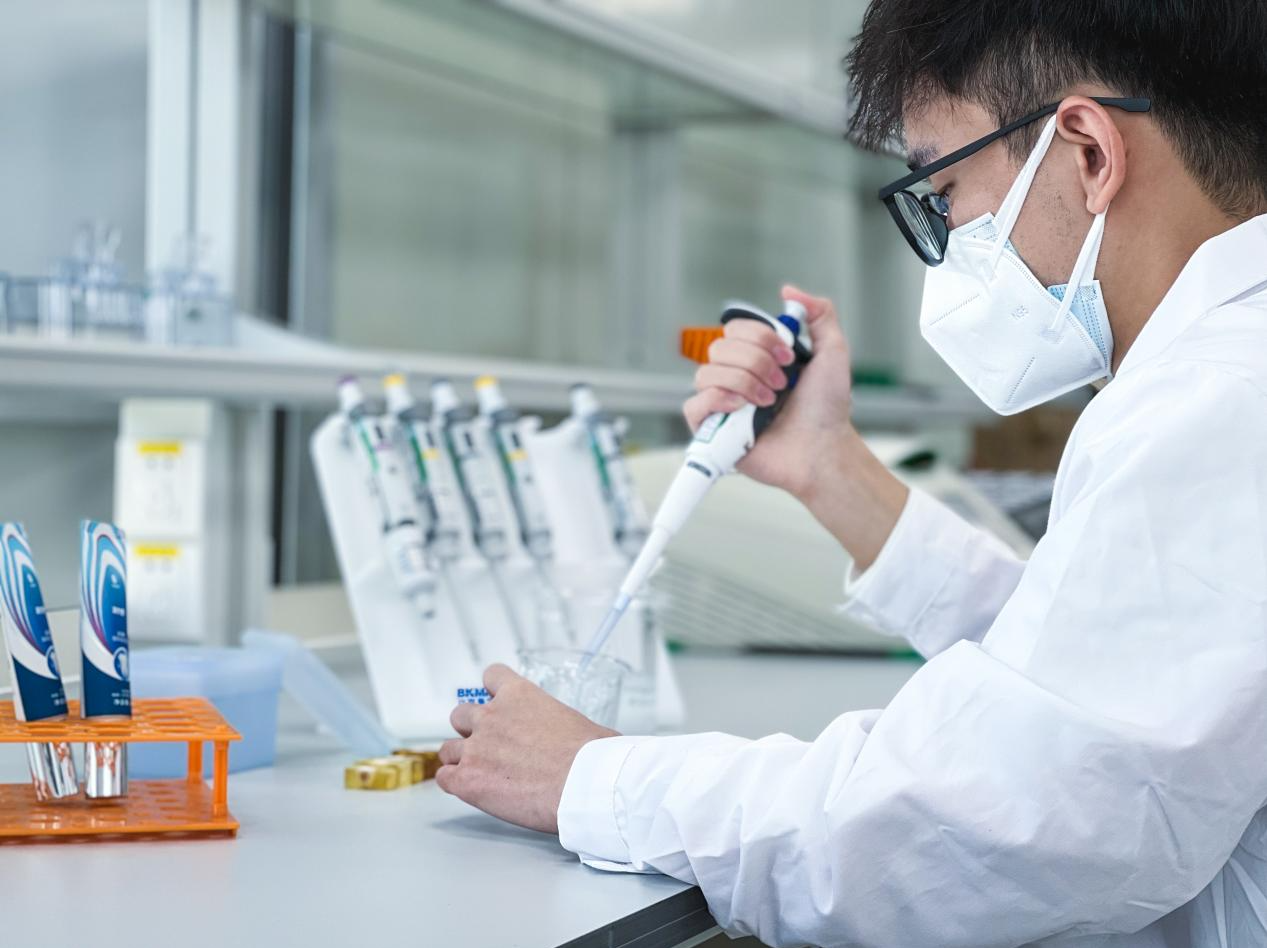 国内首款直径8mm益生菌滴丸上市，高效便捷守护口腔健康