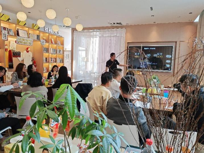 遇见灵魂有香气的朋友  学习何为亲密才能更好相爱