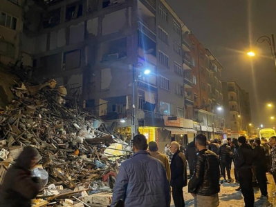 土耳其地震已造成该国1121人遇难 叙利亚430人遇难