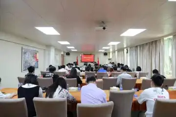 严守网络安全阵地！凤凰街道上门为企业“堵”网络安全漏洞
