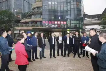 凤凰街道专项整治地铁站周边交通乱象