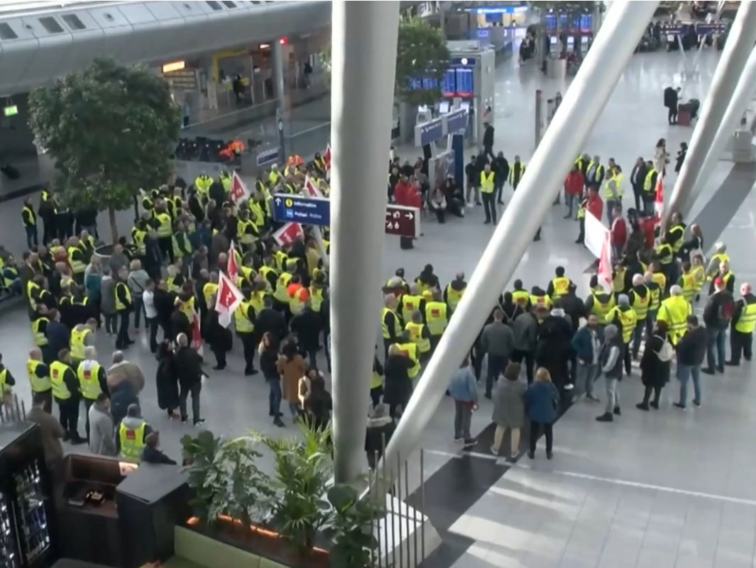 德国四地机场罢工 上百架次航班取消
