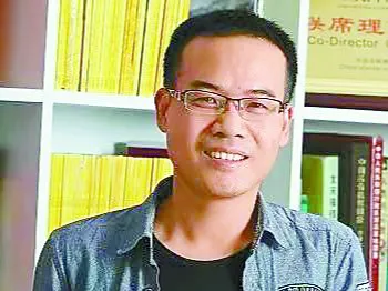 卫鸦：我一直爱着文学与三十一区｜深港书评·在深圳写作