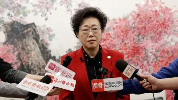 两会连线 | 吴以环：建设养老托育职业队伍，托起“一老一小”幸福底色