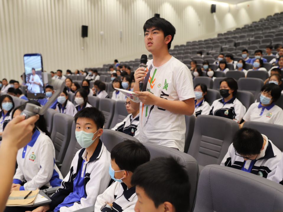 格致创新，追求卓越！省实深圳学子全力备战青创大赛