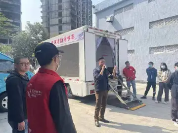 凤凰街道户籍老人可以在家门口享受免费“助浴”啦！