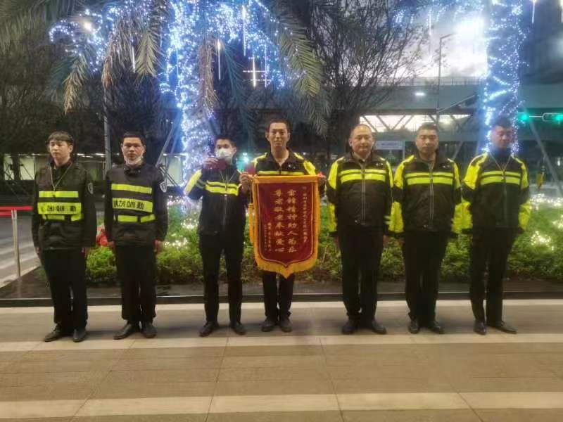 太子湾“雷锋队”践行雷锋精神，擦亮深圳“窗口”名片
