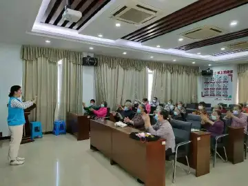 新湖街道V爱之家开展“情暖新湖，关爱老龄”防范养老诈骗专题讲座
