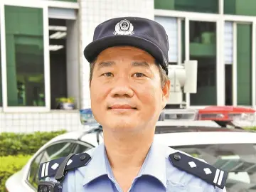 广东文明家庭｜叶剑雄庄锦花一家获评首届“广东省文明家庭”，为了一句嘱托连续资助10年