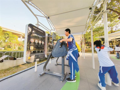 室外智能健身房掀起全民健身热 “深圳模式”引众多省市效仿