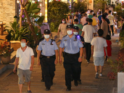深圳公安对黑恶犯罪持续保持严打高压态势，涉黑恶警情大幅下降