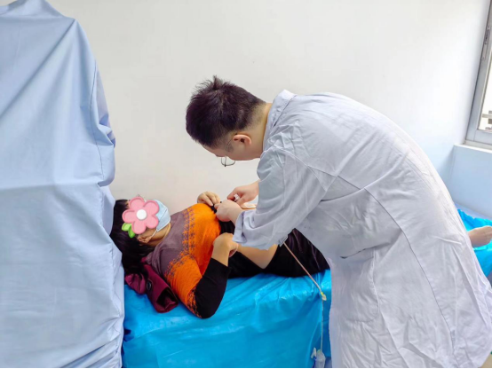 58岁阿姨肝脏“压力大” ，深圳“家庭病房”康复模式让她少跑医院
