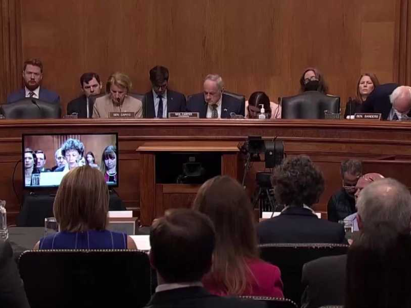 美俄亥俄列车脱轨引发环境灾难 运营方负责人遭问责