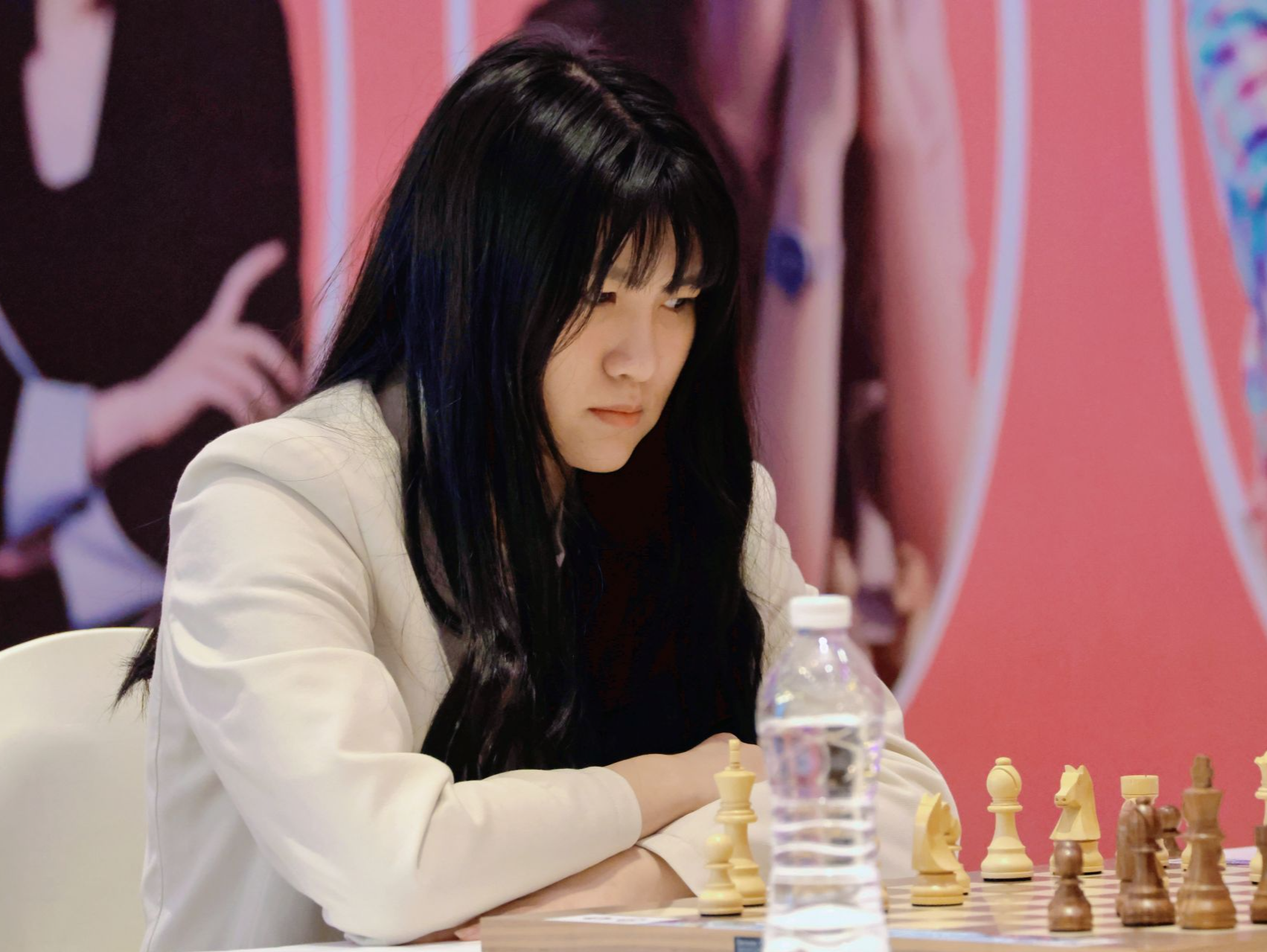国象女子公开赛四强产生 小将赵盛鑫再胜种子选手成黑马