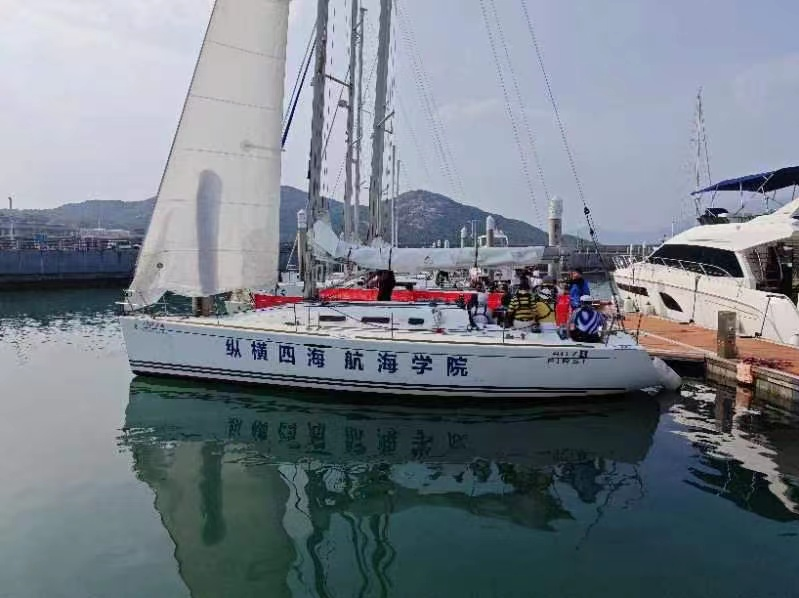 “深圳踏青日”来啦！市民帆船出海活动在大鹏举行