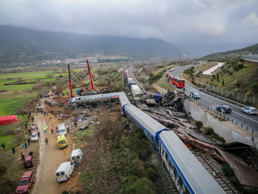 希腊火车相撞事故死亡人数升至57人，搜救工作预计3日结束